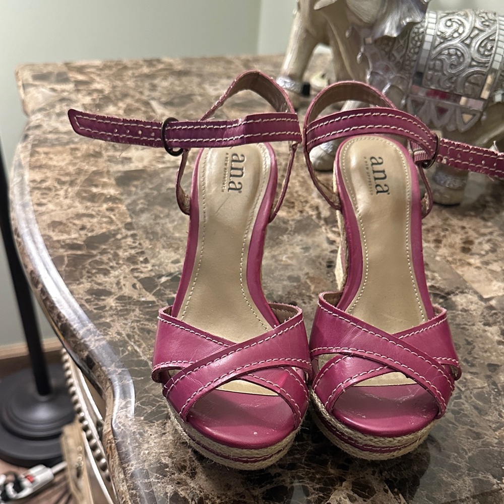 a.n.a Women's Fuchsia Wedge Sandals - Picture 2 of 5